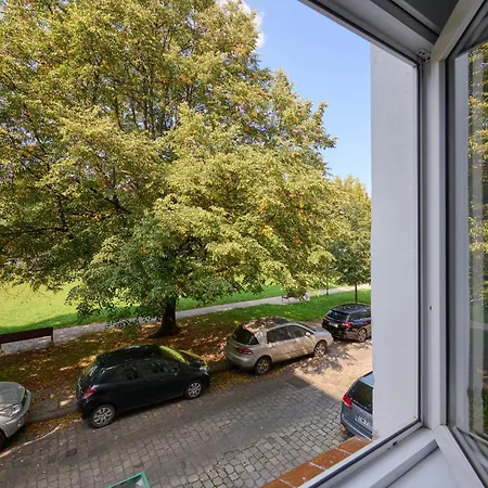 Apartment Elegant For 6 Guests Only 1 Km From Main Square By Renters